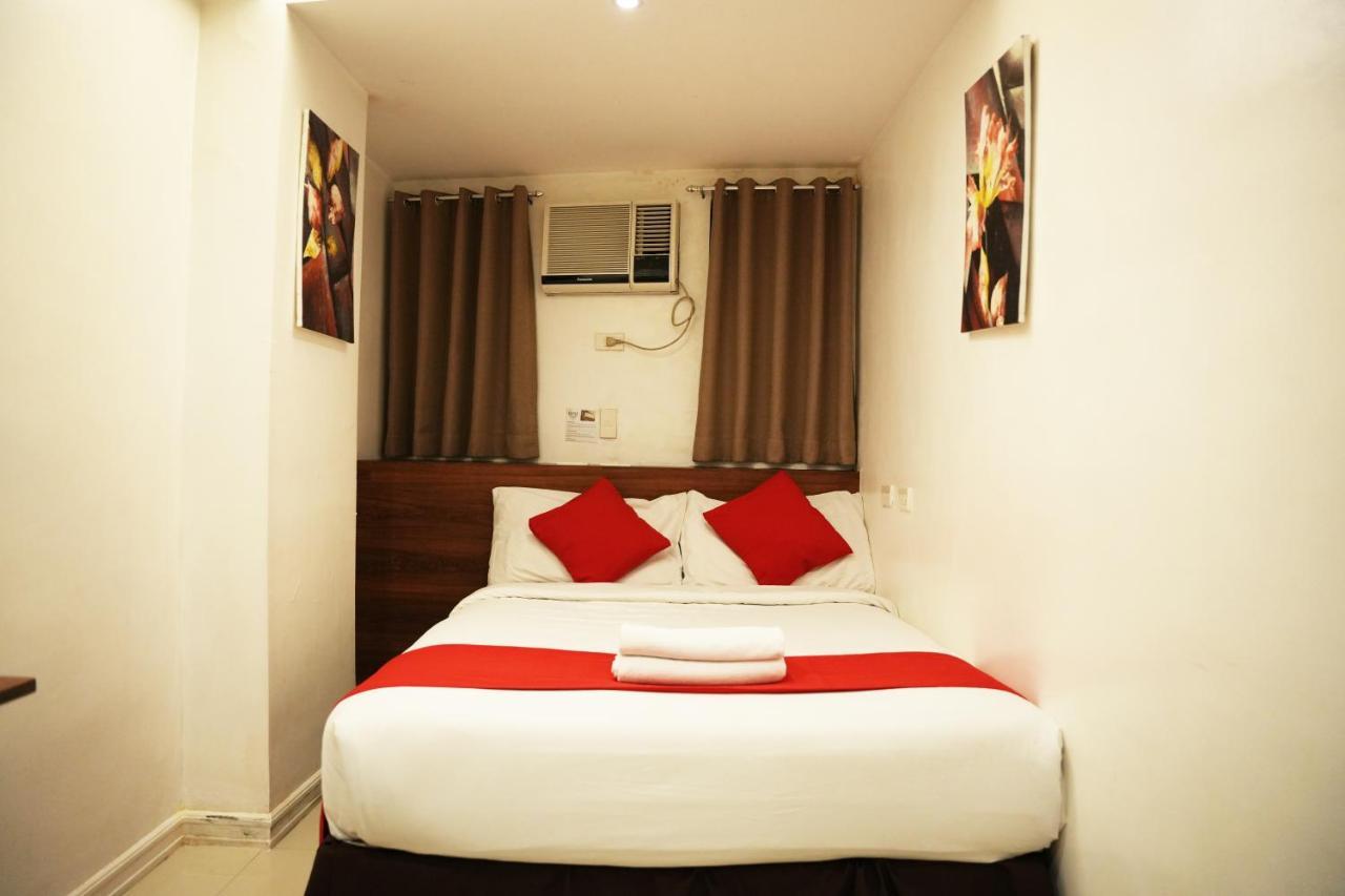 Nest Fort Bgc Makati City Ngoại thất bức ảnh